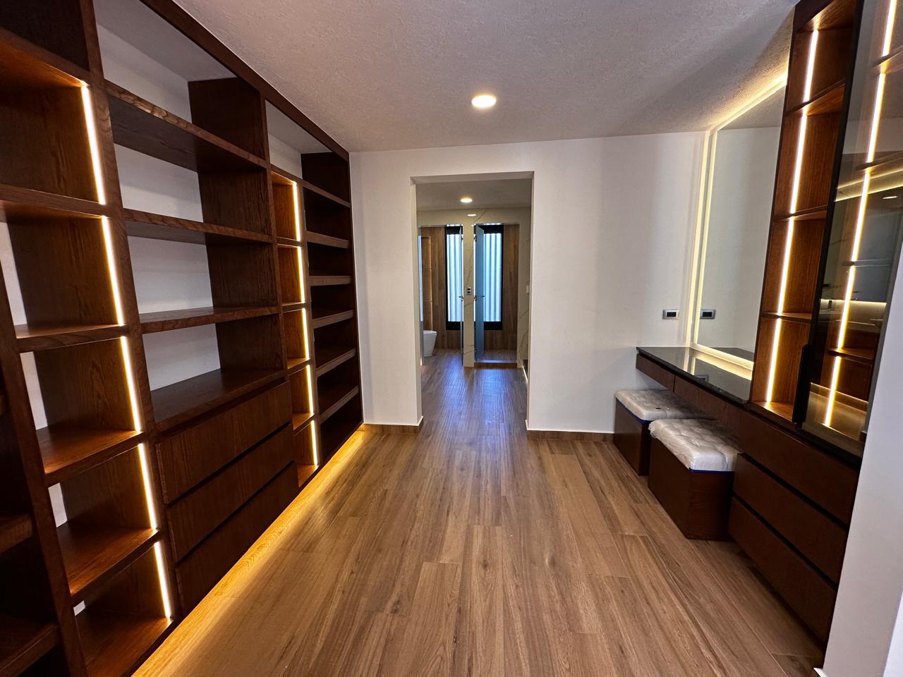 Parque Potosí Lomas de Angelópolis III - Casa de Lujo en Venta