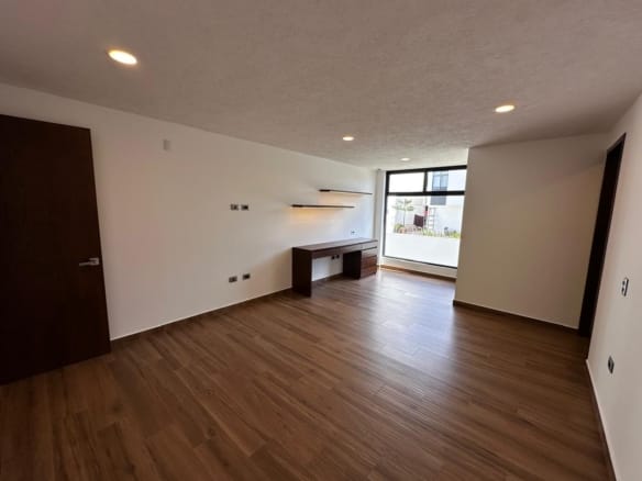 Parque Potosí Lomas de Angelópolis III - Casa de Lujo en Venta