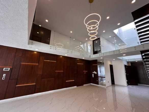 Parque Potosí Lomas de Angelópolis III - Casa de Lujo en Venta