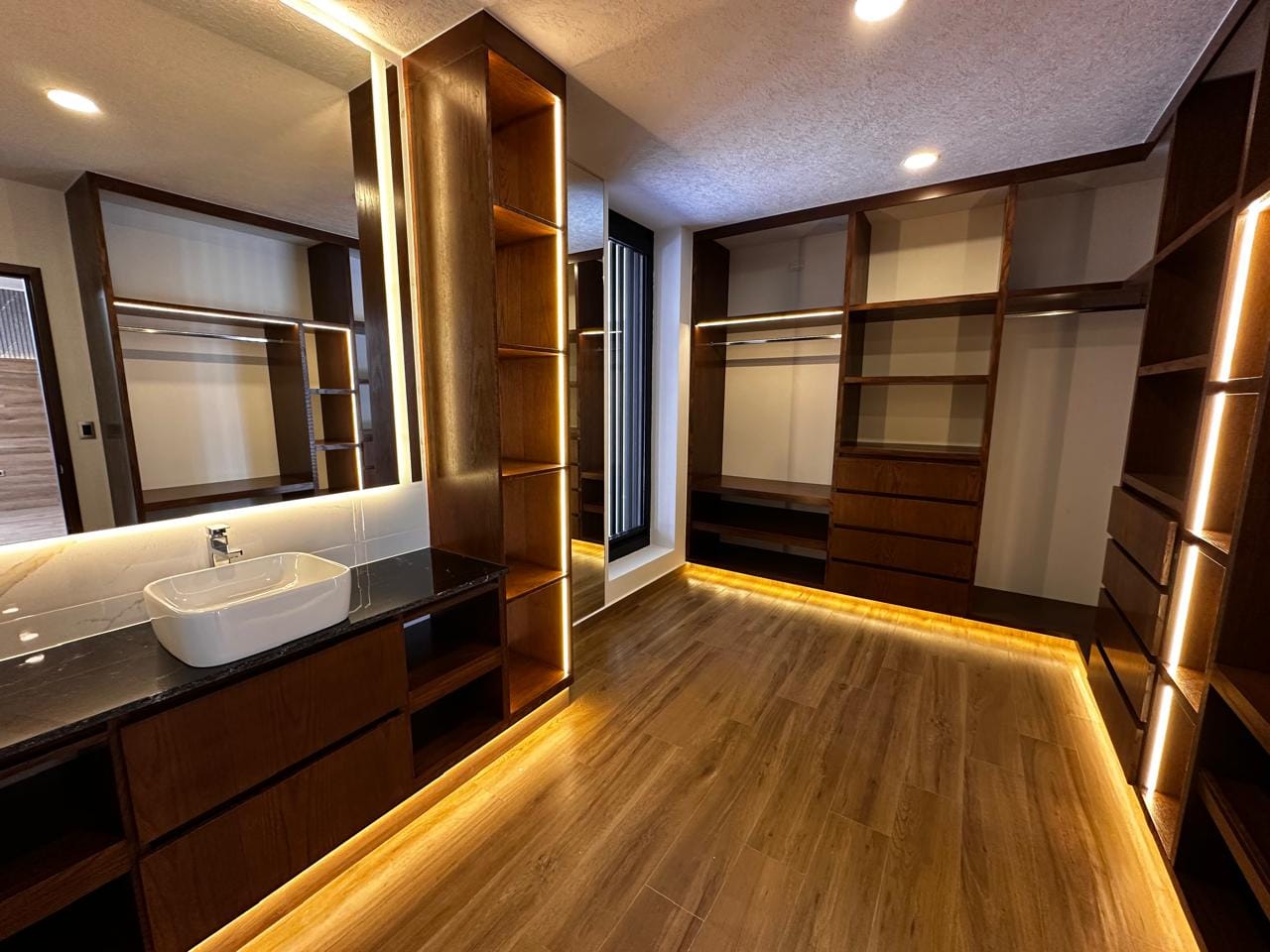 Parque Potosí Lomas de Angelópolis III - Casa de Lujo en Venta